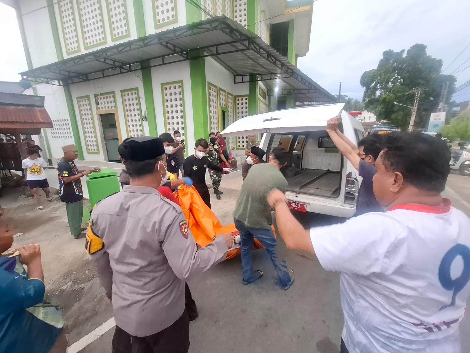Warga Jalan Anggrek Sinjai Mendadak Heboh, Sosok Pria Lansia Ditemukan Meninggal di dalam Kamar Kos