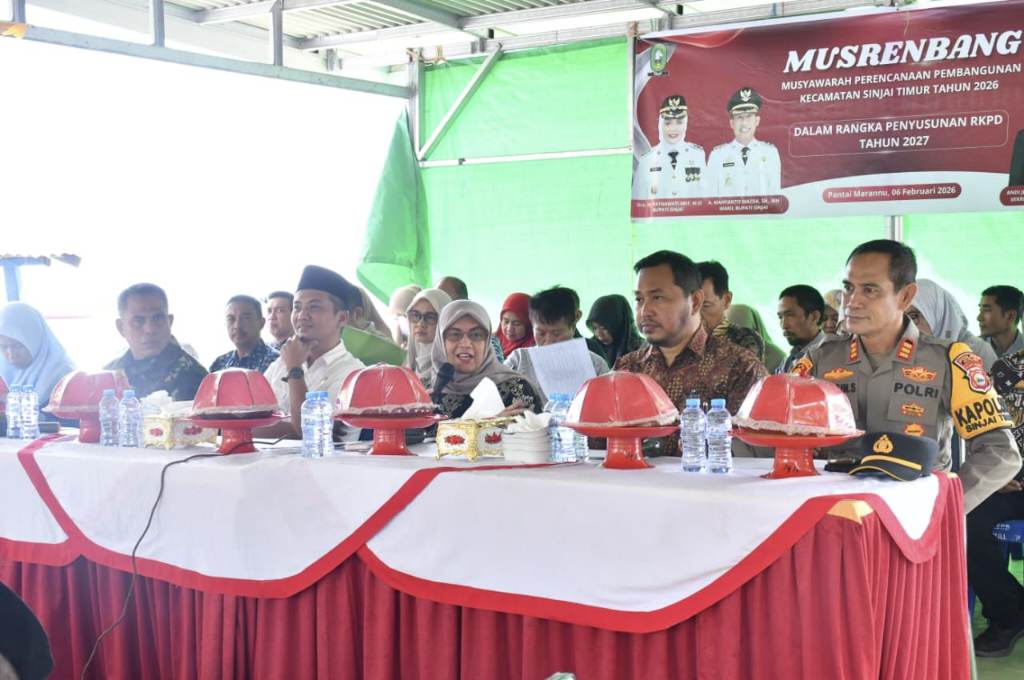 Membahas Masa Depan Sinjai Timur dari Pesisir Pantai Marannu, Bupati Fokus pada Kesejahteraan Rakyat