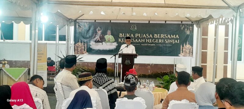Kejari Sinjai Santuni Anak Yatim di Momen Buka Puasa Bersama Jurnalis