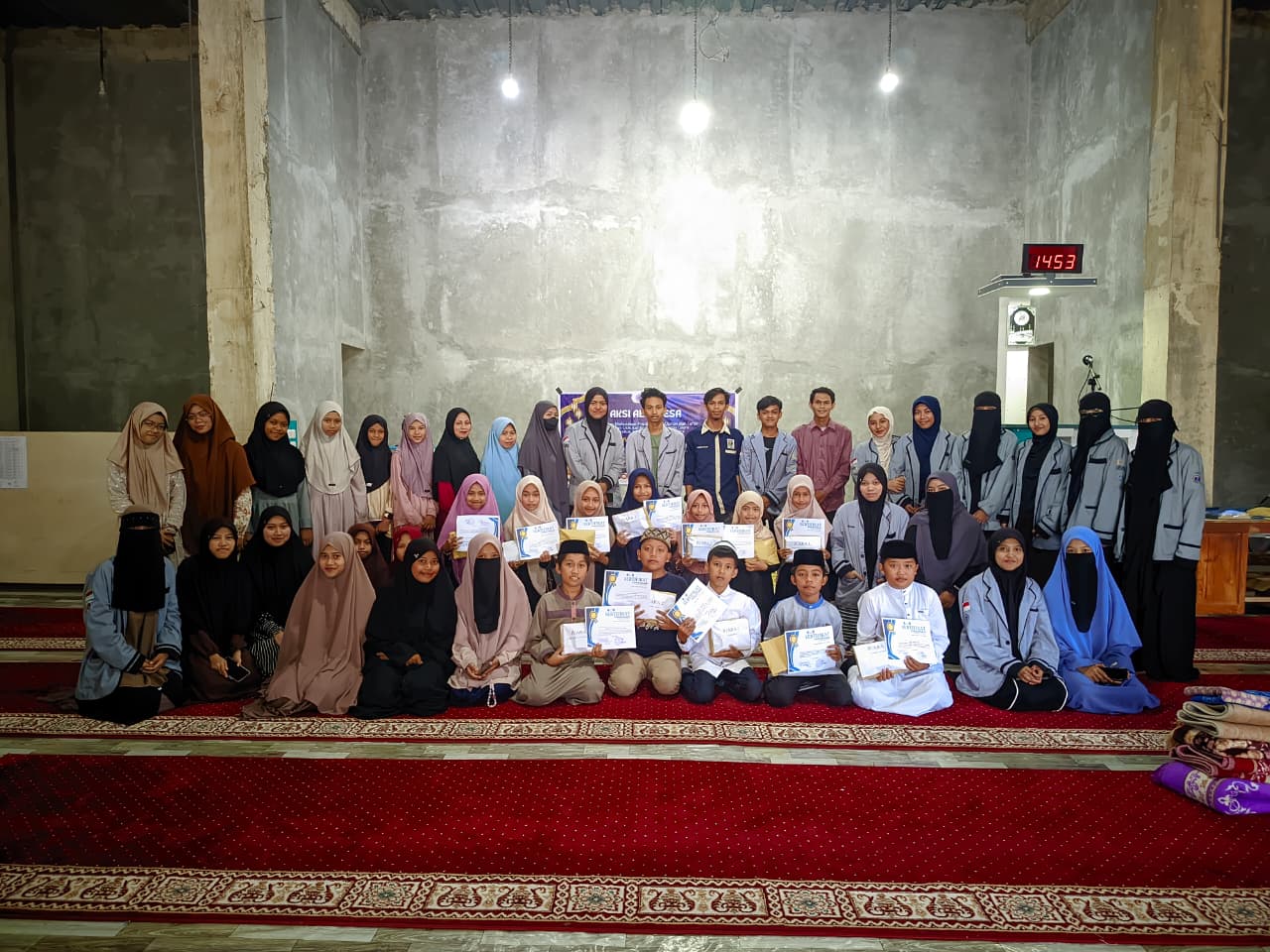 Mahasiswa Ilmu Al-Qur’an dan Tafsir Gelar Aksi Abdi Desa dan Festival Ramadan di Mannanti