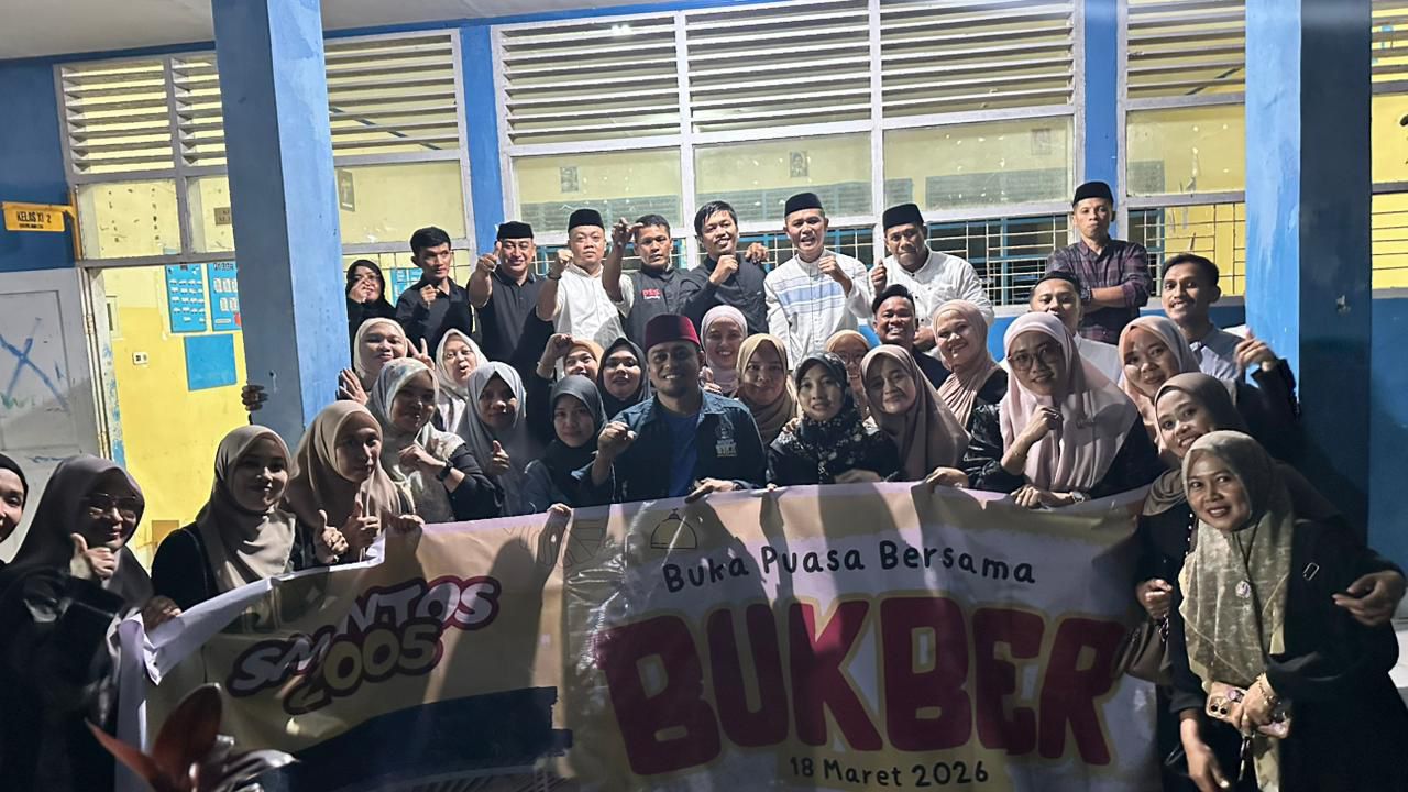 Mengusung Tema Pulang ke Bangku Kelas, Alumni SMAN 3 Sinjai Lepas Rindu Lewat Bukber