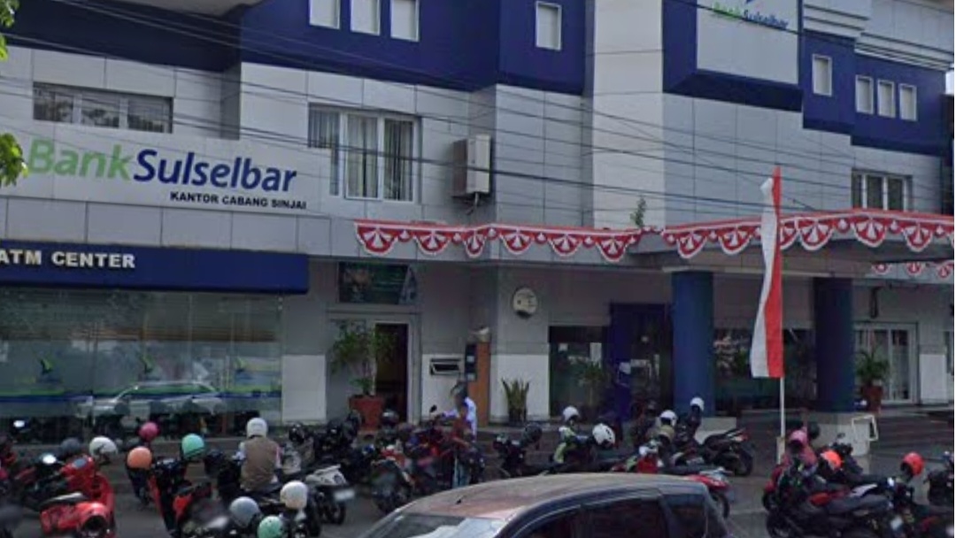 Pelayanan Bank BPD Sulselbar Dikeluhkan Warga, Antre ber Jam-Jam Berujung Kekecewaan