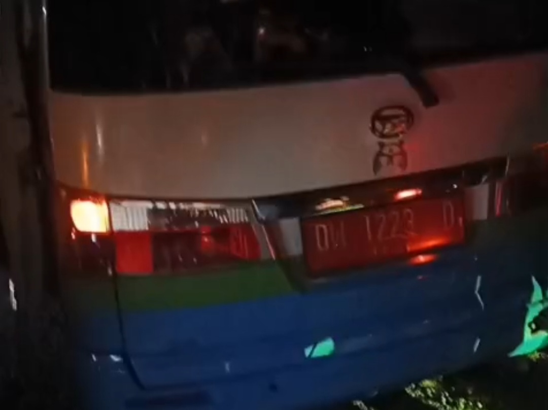 Mobil Operasional PPA Sinjai Alami Kecelakaan Tunggal di Sanrego Bone