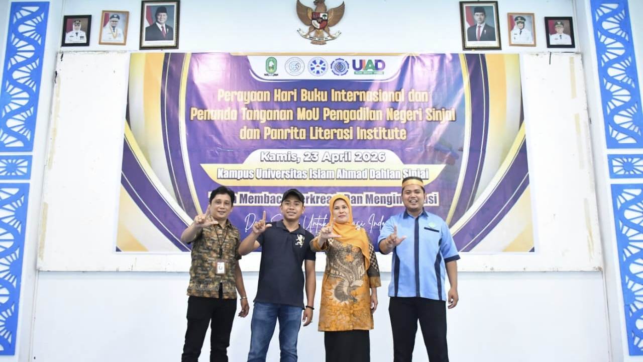 Sinergi Pemkab Sinjai, UIAD, dan Panrita Literasi Institute Rayakan Hari Buku Internasional Dan Milad ke-36 UIAD