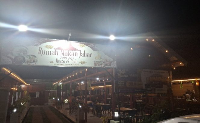 Manjakan Lidah, RM Jabar Resto & Cafe Jadi Pilihan Utama Kuliner Prasmanan di Sinjai