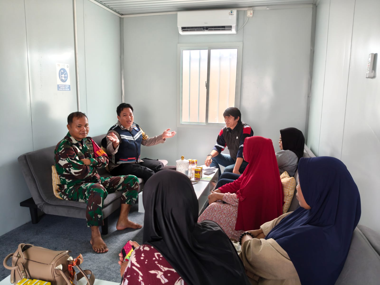Disaksikan Aparat, PT Nindya BPS-KSO Mediasi Pelunasan Utang Katering Mandor Proyek Sekolah Rakyat di Sinjai