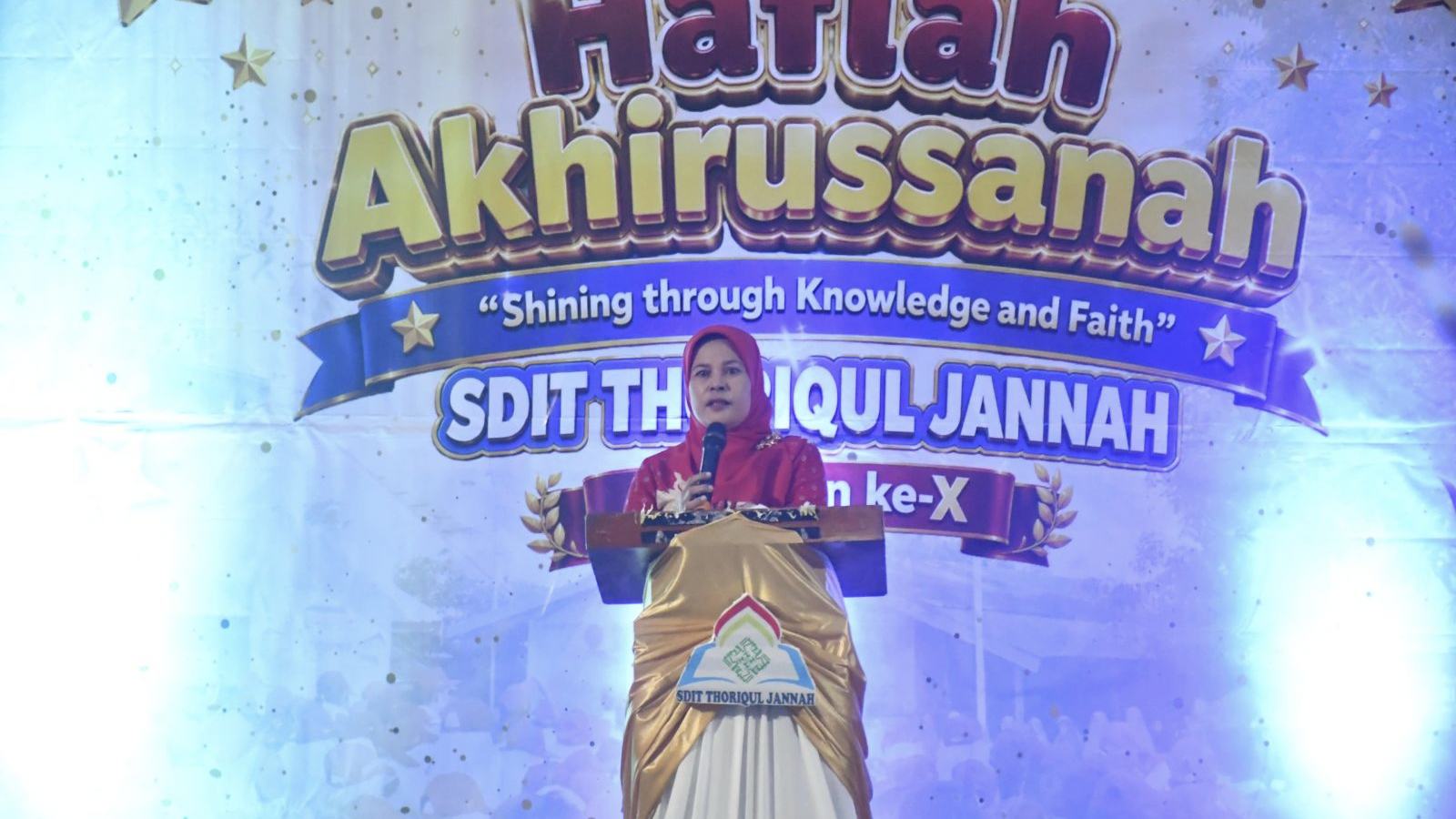 Hadiri Penamatan SDIT Thoriqul Jannah, Asisten III Sinjai Ajak Lulusan Jadi Generasi Berkarakter