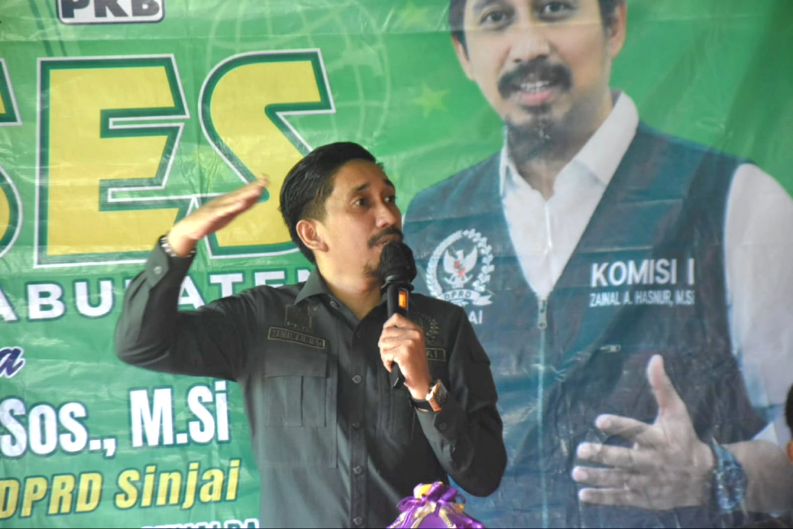 Reses di Alekanrung: Warga Soroti Infrastruktur Jalan dan Data Bansos, Zaenal A.Hasnur Tegaskan Komitmen Perjuangkan Aspirasi