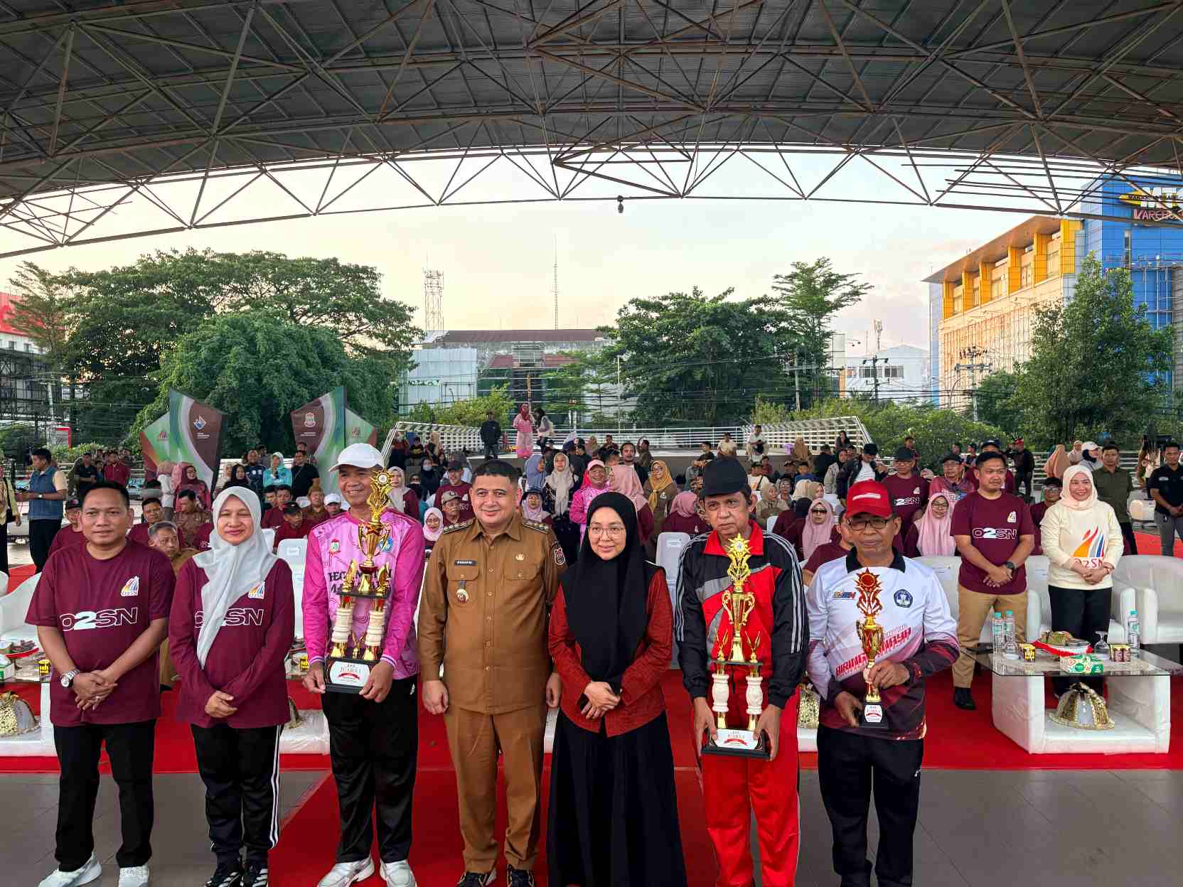 Mamajang Pertahankan Gelar Juara Defile O2SN Makassar 2026 Tampil Paling Kompak dan Memukau