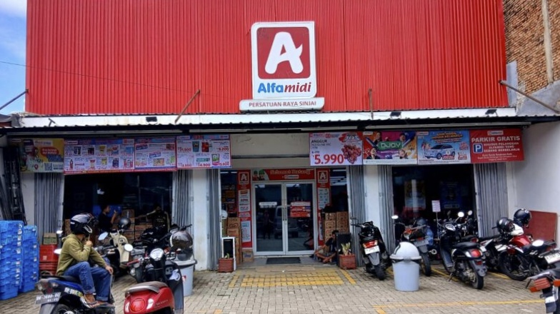 Konsumen Keluhkan Selisih Uang Kembalian di Alfamidi Sinjai, BAZNAS Sinjai Tegaskan Tak Ada Kerja Sama