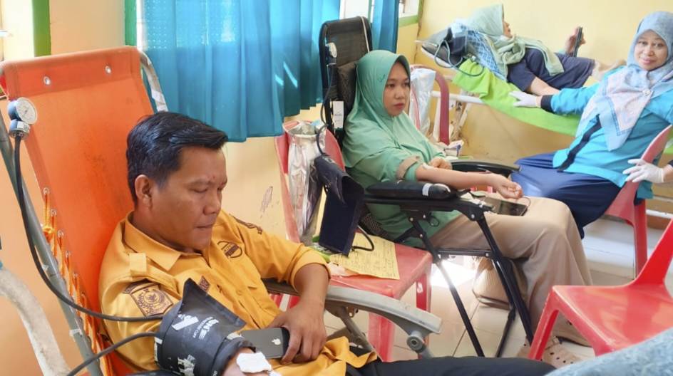 PMI Sinjai Gelar Donor Darah dan Pemeriksaan Kesehatan Gratis di Sinjai Timur, Perkuat Semangat Kemanusiaan