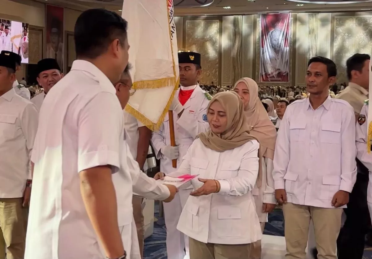 Ukir Sejarah di Kabupaten Sinjai, Sosok Bupati Perempuan Pertama Sinjai Resmi Pimpin Gerindra