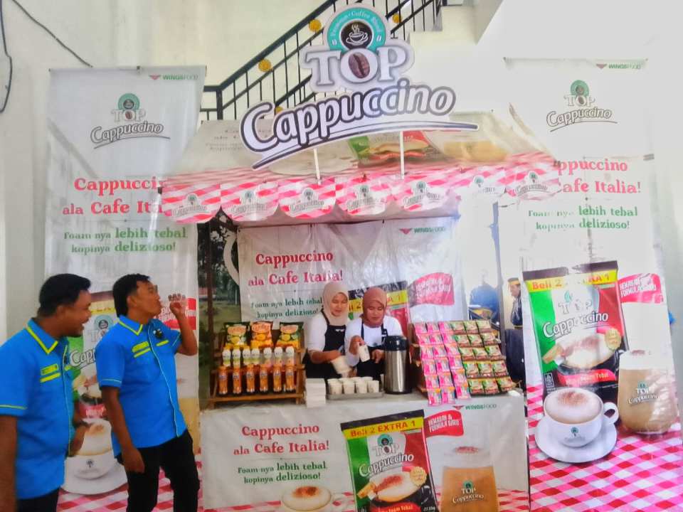 Mantap Poll! PT Wings Segarkan Pelantikan KNPI Sinjai dengan Ratusan Cup Kopi dan Teh Gratis